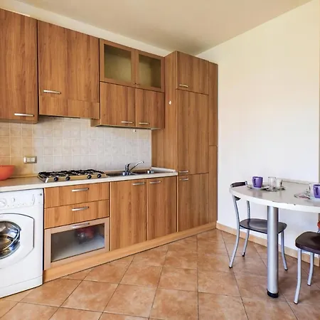 Appartamento Awesome In With Kitchenette *